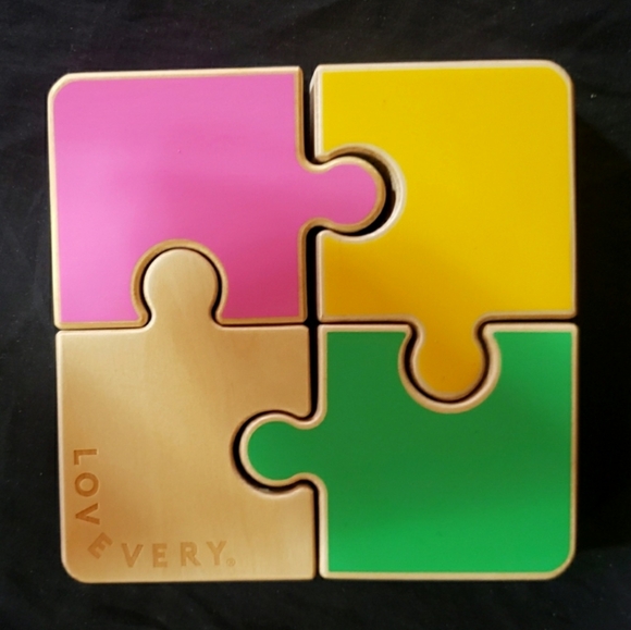 Lovevery Chunky Wooden Puzzle & Felt Star - Tweezers Set - Picture 2 of 4